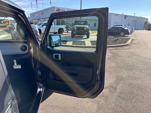 New 2026 Jeep Wrangler Sport AWD/4WD image 33