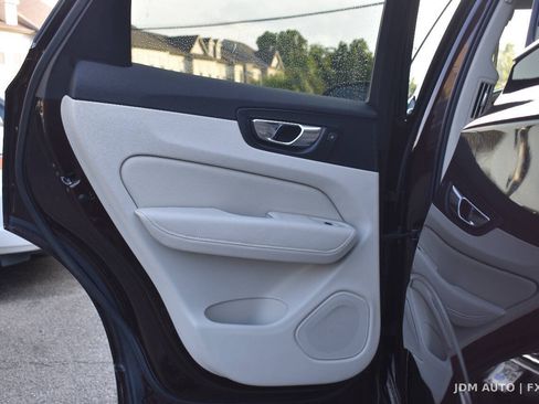 Used 2018 Volvo XC60 T6 Inscription w/ Convenience Package AWD/4WD image 10