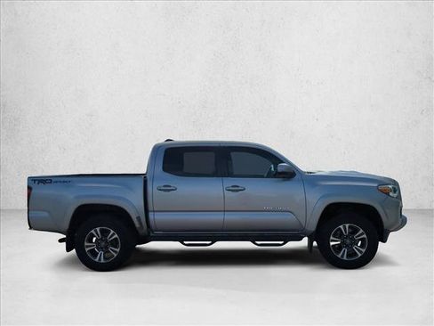 Certified 2019 Toyota Tacoma TRD Sport RWD image 4