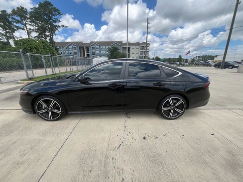 Used 2024 Honda Accord Sport image 5