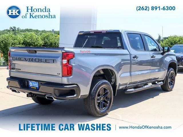Used 2021 Chevrolet Silverado 1500 LT Trail Boss w/ LPO, Dark Essentials Package AWD/4WD image 7