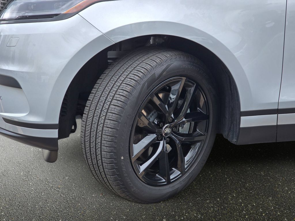 Certified 2025 Land Rover Range Rover Velar S AWD/4WD image 37