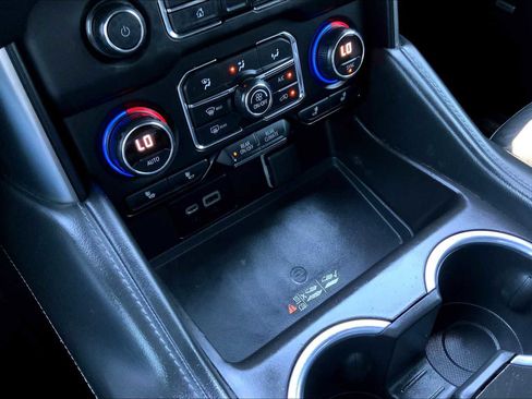 Used 2021 Chevrolet Tahoe LT image 30