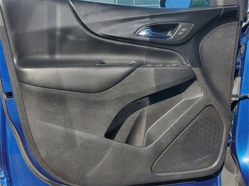 Used 2023 Chevrolet Equinox LT w/ LPO, Floor Liner Package image 11
