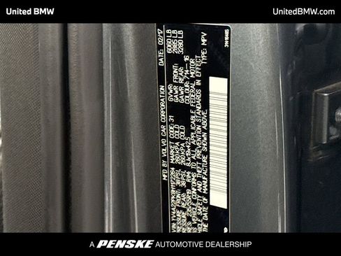 Used 2017 Volvo XC90 T6 Momentum w/ Vision Package image 15