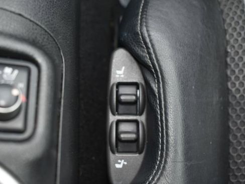 Used 2010 Nissan 370Z Touring w/ Sport Pkg RWD image 31
