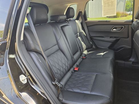 Used 2023 Nissan Rogue Platinum w/ Platinum Premium Package AWD/4WD image 29