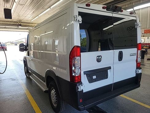 Used 2025 RAM ProMaster 2500 w/ U-Haul Equipment Group FWD image 3