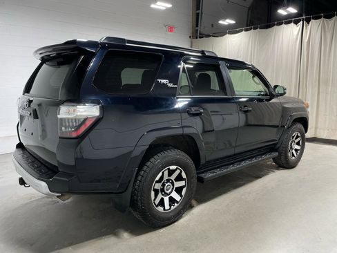 Used 2019 Toyota 4Runner TRD Off-Road Premium AWD/4WD image 4