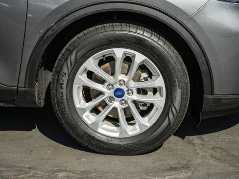 Used 2021 Ford Escape SE FWD image 9