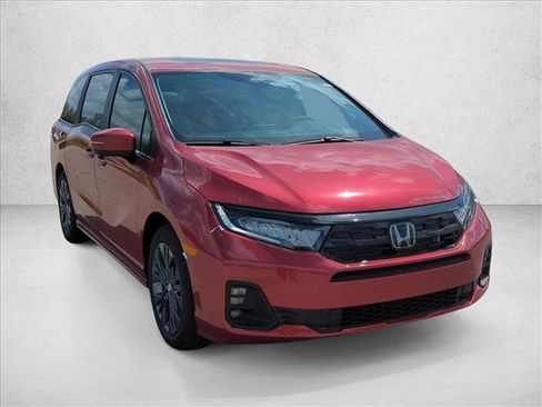 New 2026 Honda Odyssey Touring image 3
