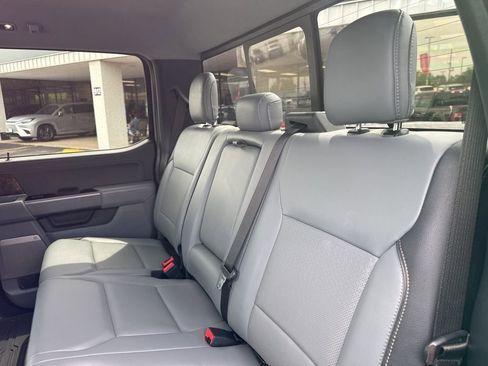 Used 2021 Ford F150 Lariat w/ Equipment Group 502A High AWD/4WD image 39