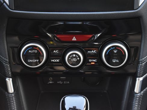 Used 2024 Subaru Forester Limited image 23