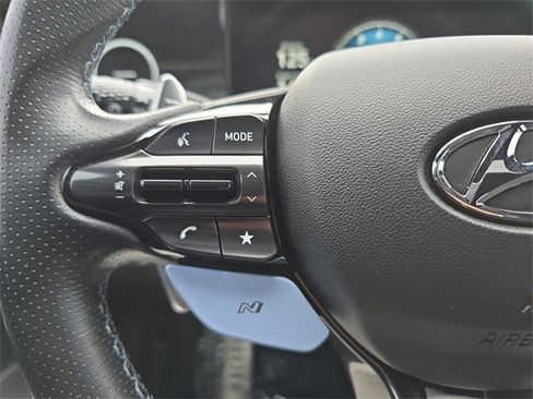 Used 2022 Hyundai Elantra N Base image 19