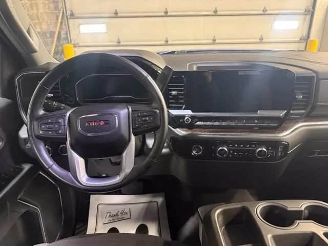 Used 2023 GMC Sierra 1500 Elevation AWD/4WD image 4