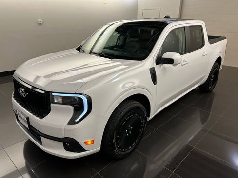 New 2025 Ford Maverick Lobo image 3