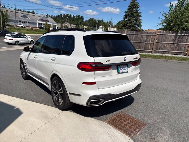 Used 2022 BMW X7 M50i w/ Cold Weather Package AWD/4WD image 21