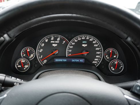 Used 2013 Chevrolet Corvette Grand Sport w/ 3LT Preferred Equipment Group RWD image 21