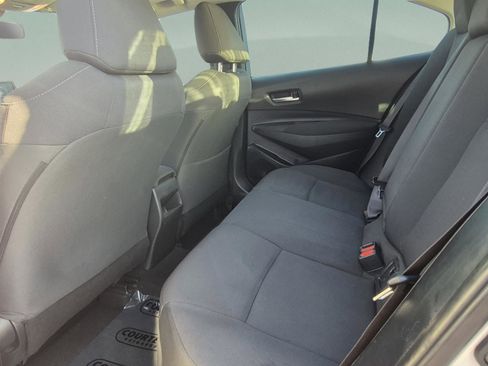 Used 2021 Toyota Corolla LE FWD image 17