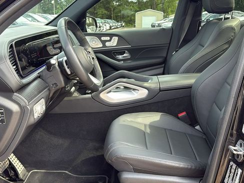 Certified 2025 Mercedes-Benz GLS 450 4MATIC image 23