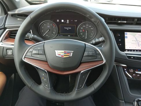 New 2026 Cadillac XT5 Premium Luxury image 13