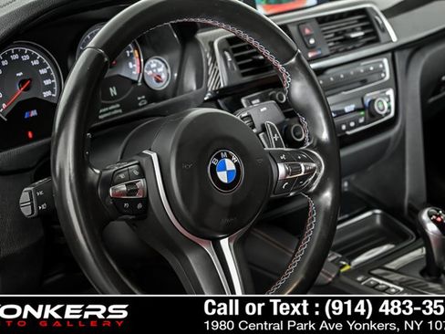 Used 2019 BMW M4 Coupe w/ Competition Package RWD image 17