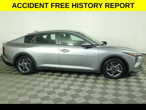 Used 2025 Kia K4 FWD image 2