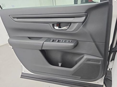 Certified 2025 Honda CR-V LX image 26