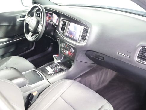Used 2018 Dodge Charger SXT Plus RWD image 48
