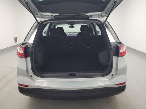 Used 2020 Chevrolet Equinox LS FWD image 29