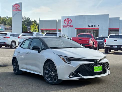 New 2026 Toyota Corolla XSE image 1