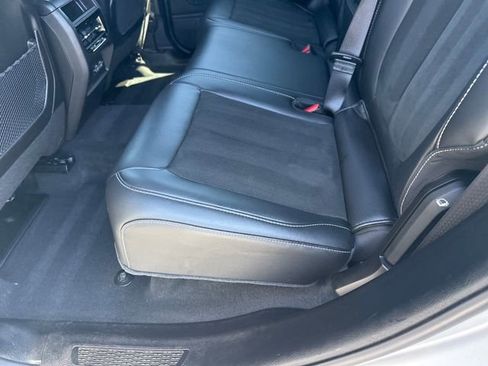 Used 2025 Jeep Grand Cherokee Altitude AWD/4WD image 17