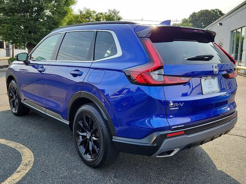 Used 2023 Honda CR-V Sport image 4