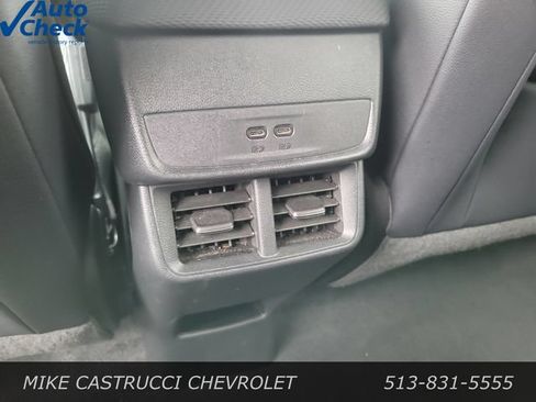 Used 2026 Chevrolet Equinox LT w/ Convenience Package II FWD image 30
