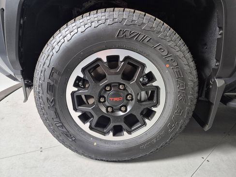 New 2026 Toyota 4Runner 4WD image 10