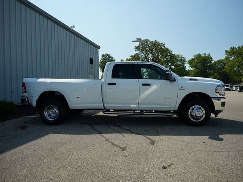 Used 2024 RAM 3500 Big Horn image 7