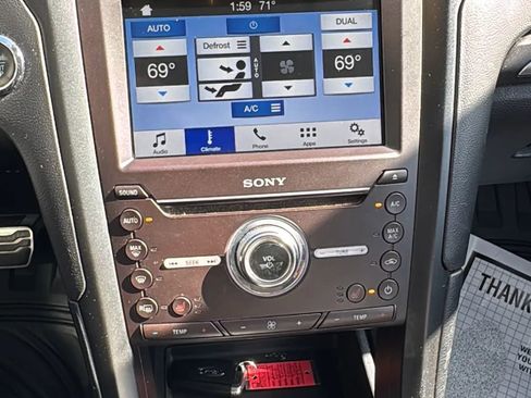 Used 2017 Ford Fusion Titanium image 53