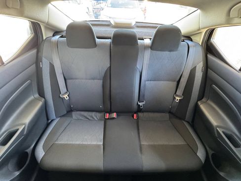 Used 2025 Nissan Versa SV FWD image 37