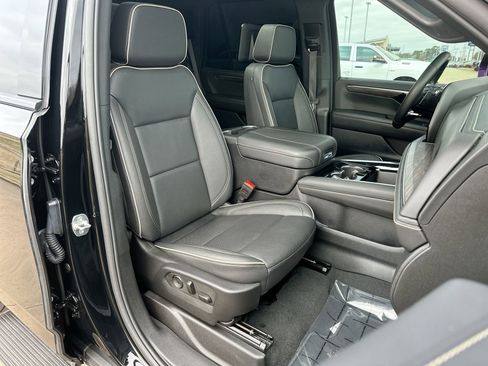 Used 2025 Chevrolet Tahoe Premier image 26