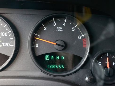 Used 2012 Jeep Patriot Sport image 39