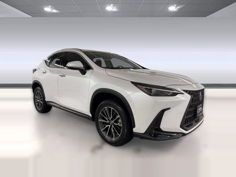 Used 2024 Lexus NX 350h AWD w/ Vision Package image 7