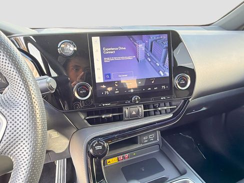 Used 2024 Lexus NX 350 F Sport image 27