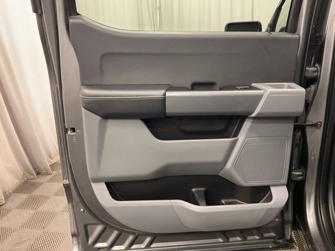 Used 2023 Ford F150 XLT w/ Trailer Tow Package image 34