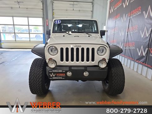 Used 2013 Jeep Wrangler Sport AWD/4WD image 3