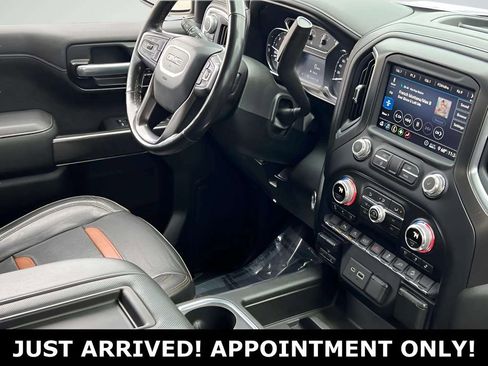 Used 2020 GMC Sierra 1500 AT4 w/ Driver Alert Package I AWD/4WD image 6