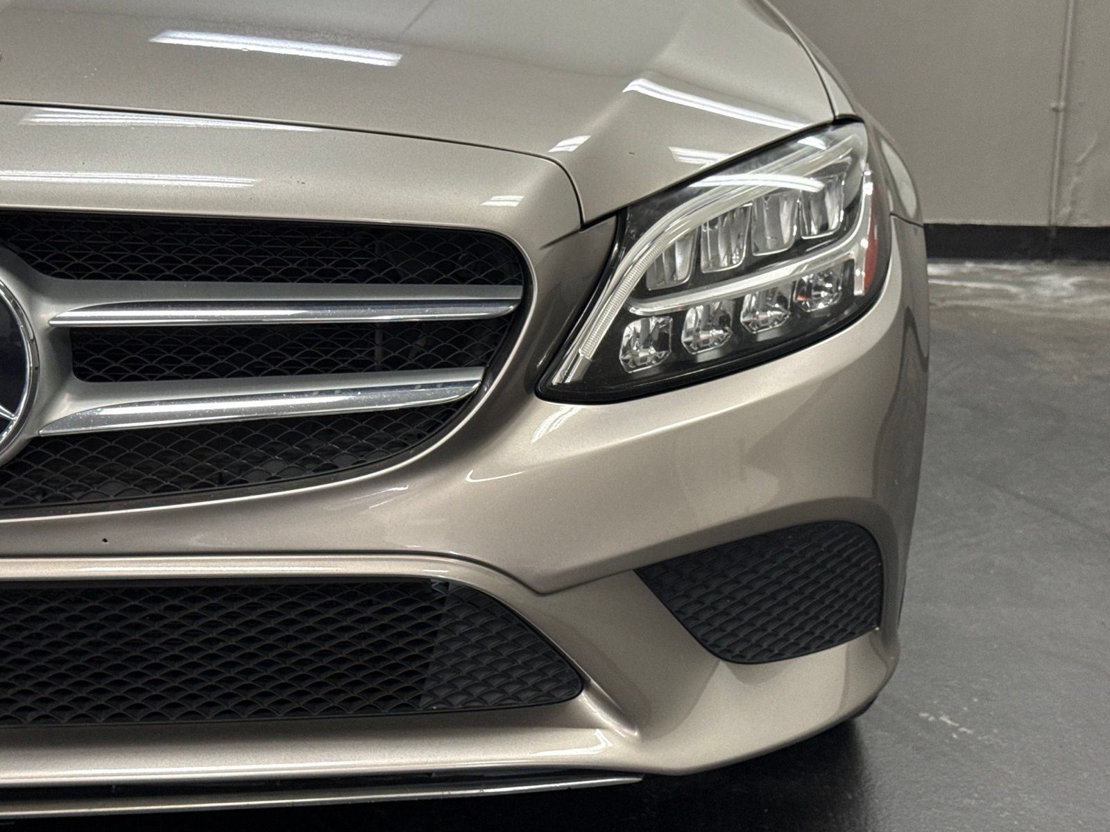 Used 2019 Mercedes-Benz C 300 Sedan image 7