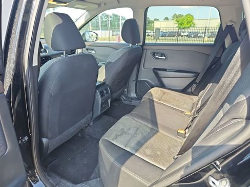 Used 2023 Nissan Rogue SV FWD image 25