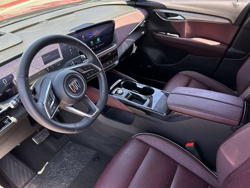 Used 2025 Buick Envision Sport Touring AWD/4WD image 10