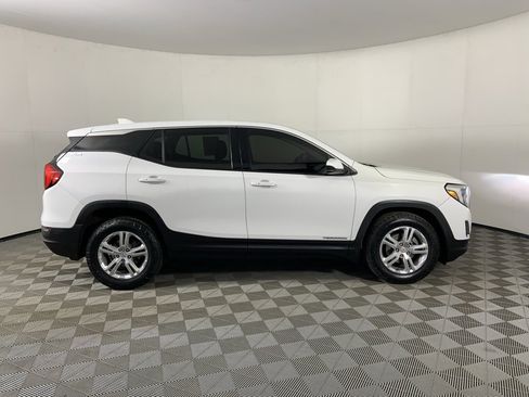 Used 2019 GMC Terrain SLE image 2