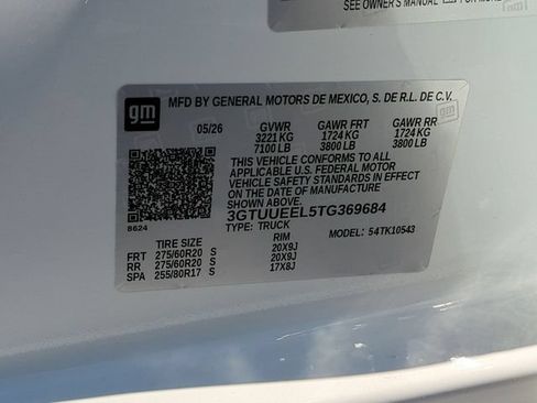 New 2026 GMC Sierra 1500 AT4 w/ AT4 Premium Package AWD/4WD image 35